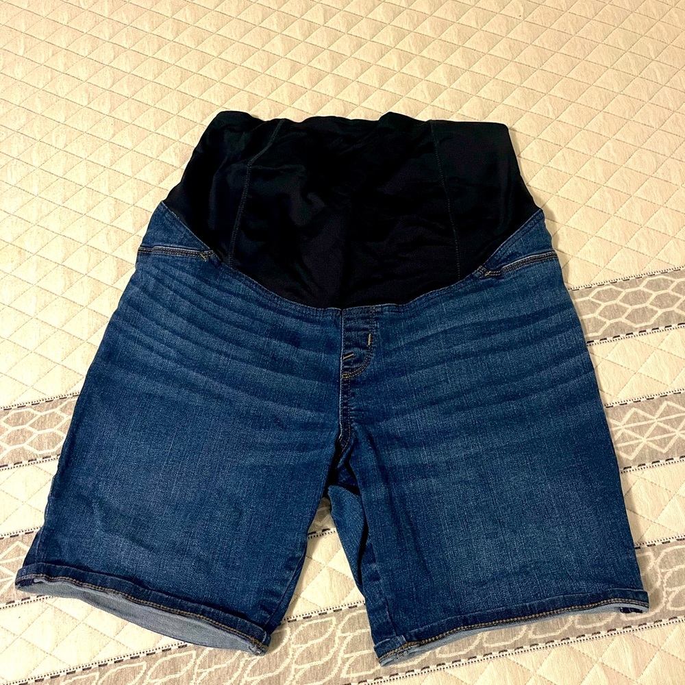 Isabel maternity Jean Bermuda shorts size 12
